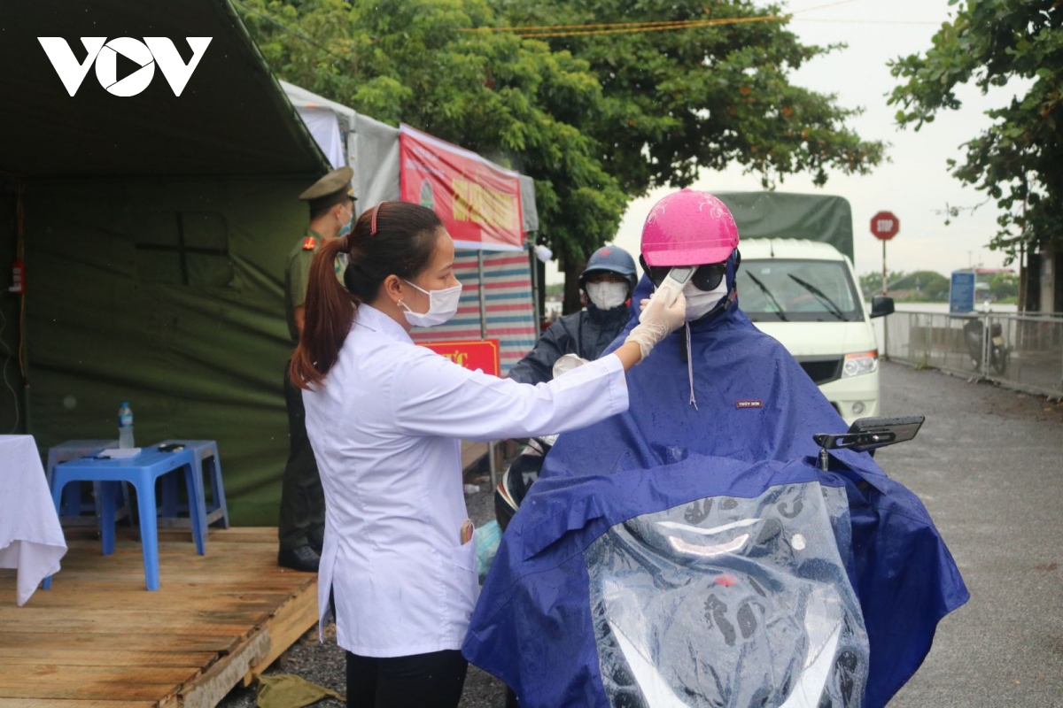 Hải Phòng tạm "đóng cửa" tất cả các cơ sở tôn giáo, tín ngưỡng từ 20h mùng 4 Tết